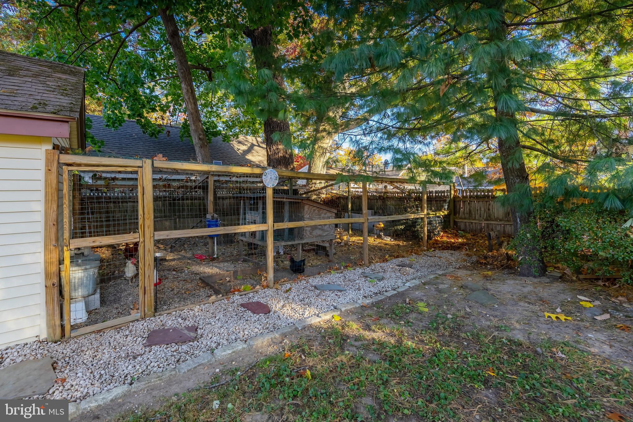 225 Crafton Ave