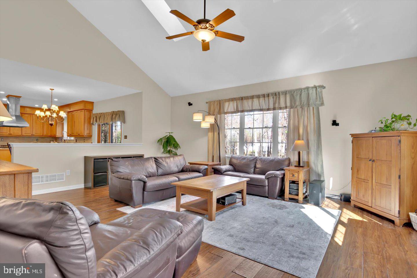 16 SKYLINE CIRCLE