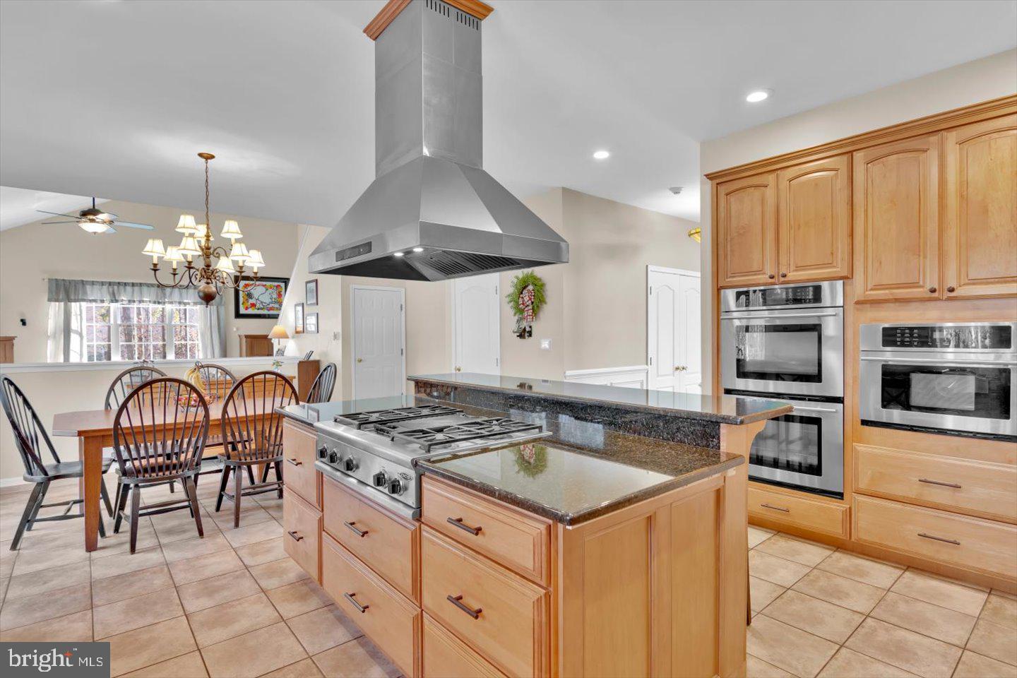 16 SKYLINE CIRCLE