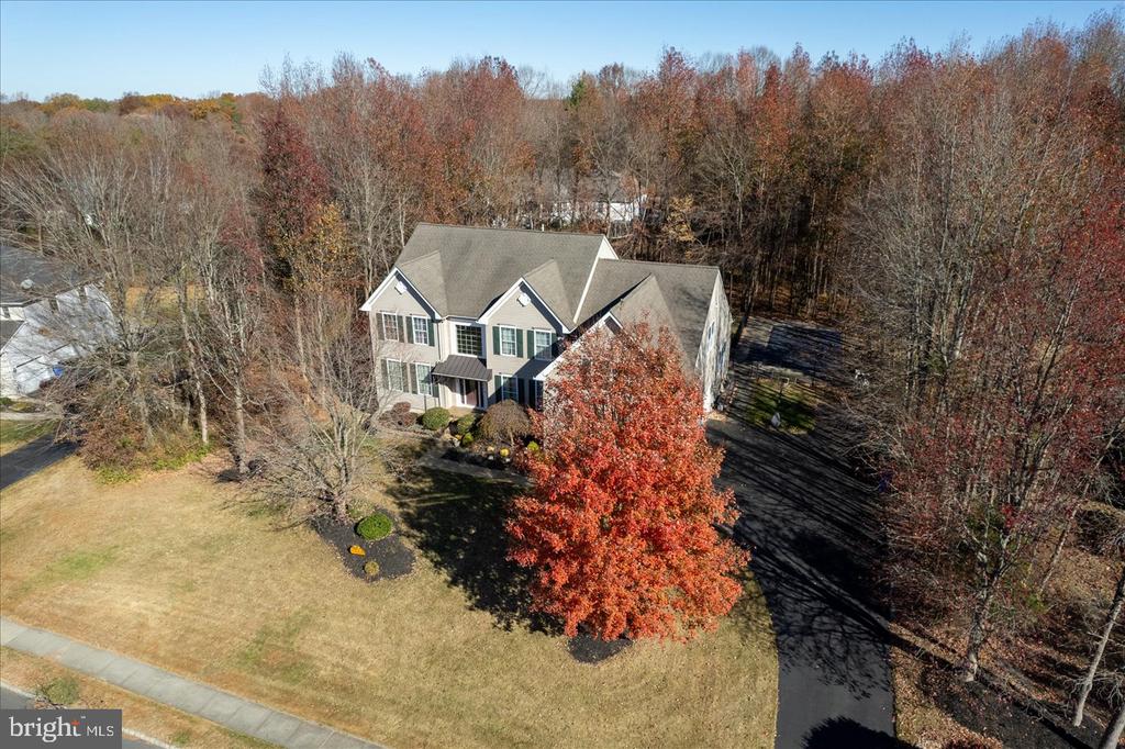 16 SKYLINE CIRCLE