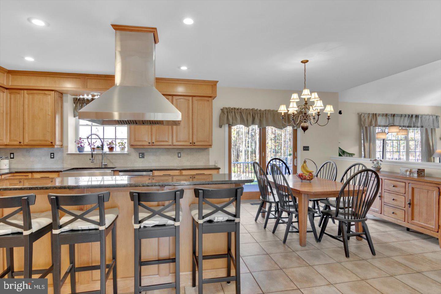 16 SKYLINE CIRCLE
