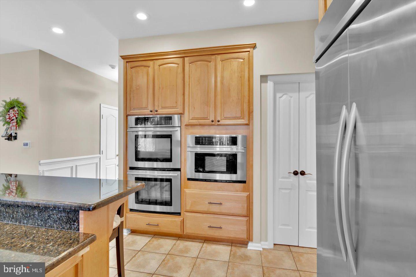 16 SKYLINE CIRCLE