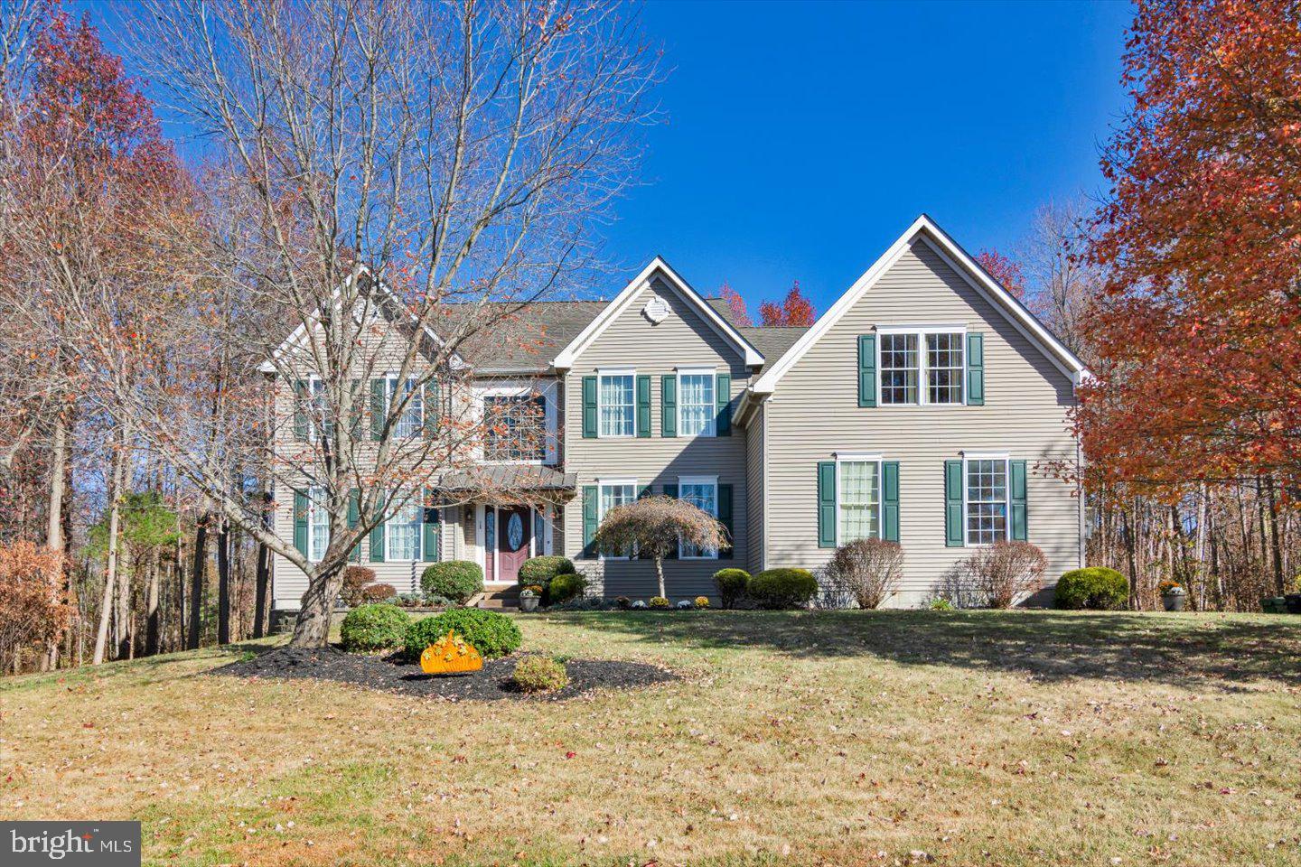 16 SKYLINE CIRCLE