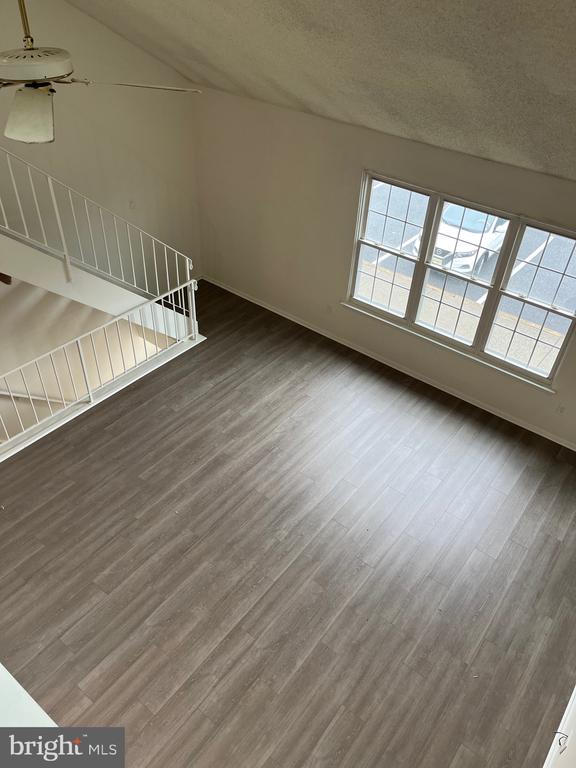 532 SHETLAND COURT