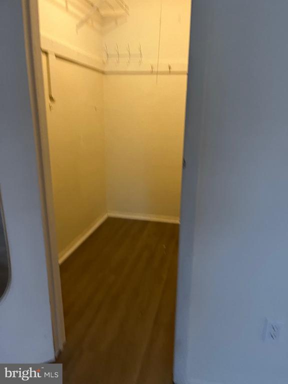532 SHETLAND COURT