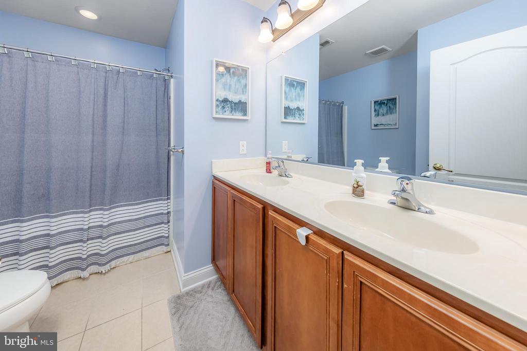 215 Windsor Rd