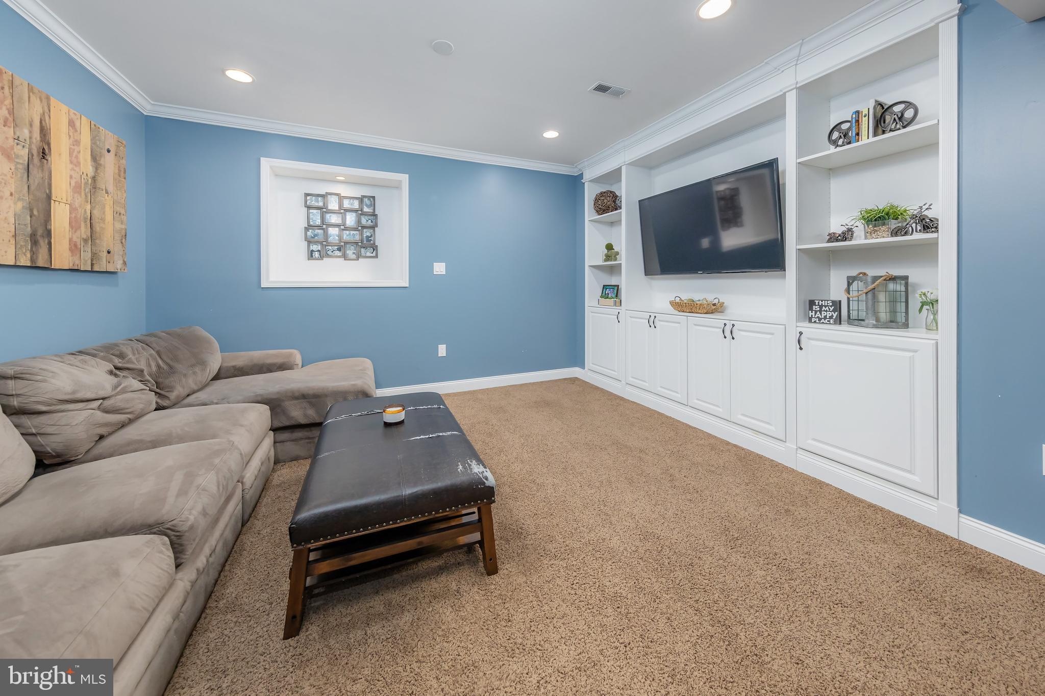 215 Windsor Rd