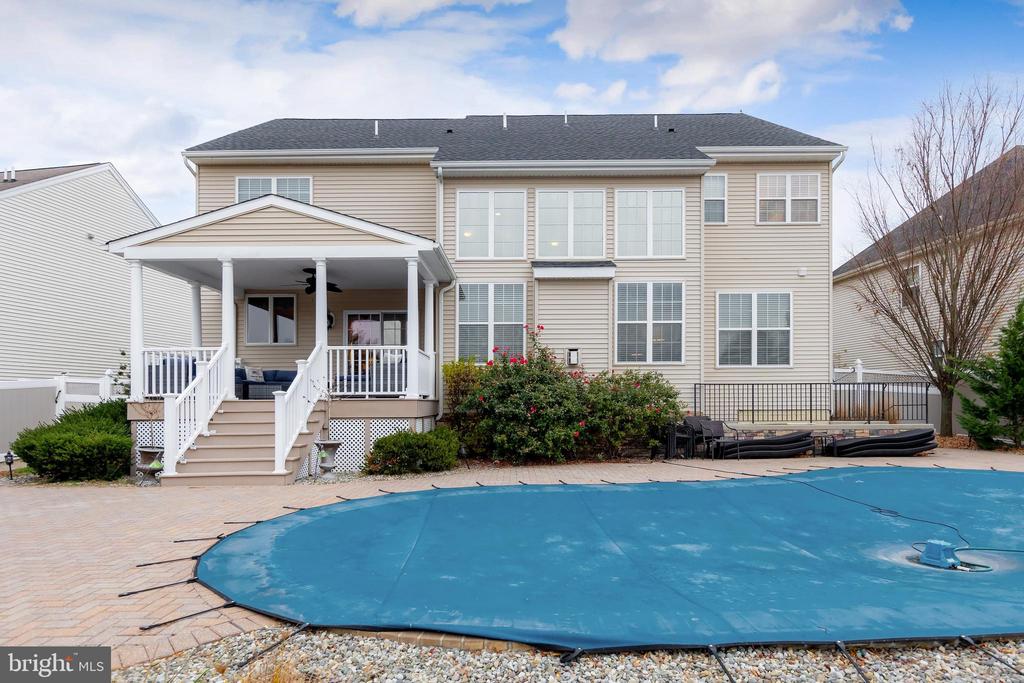 215 Windsor Rd