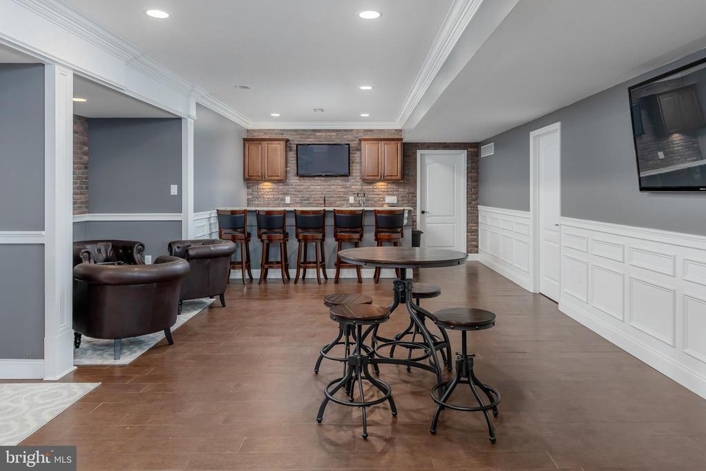 215 Windsor Rd