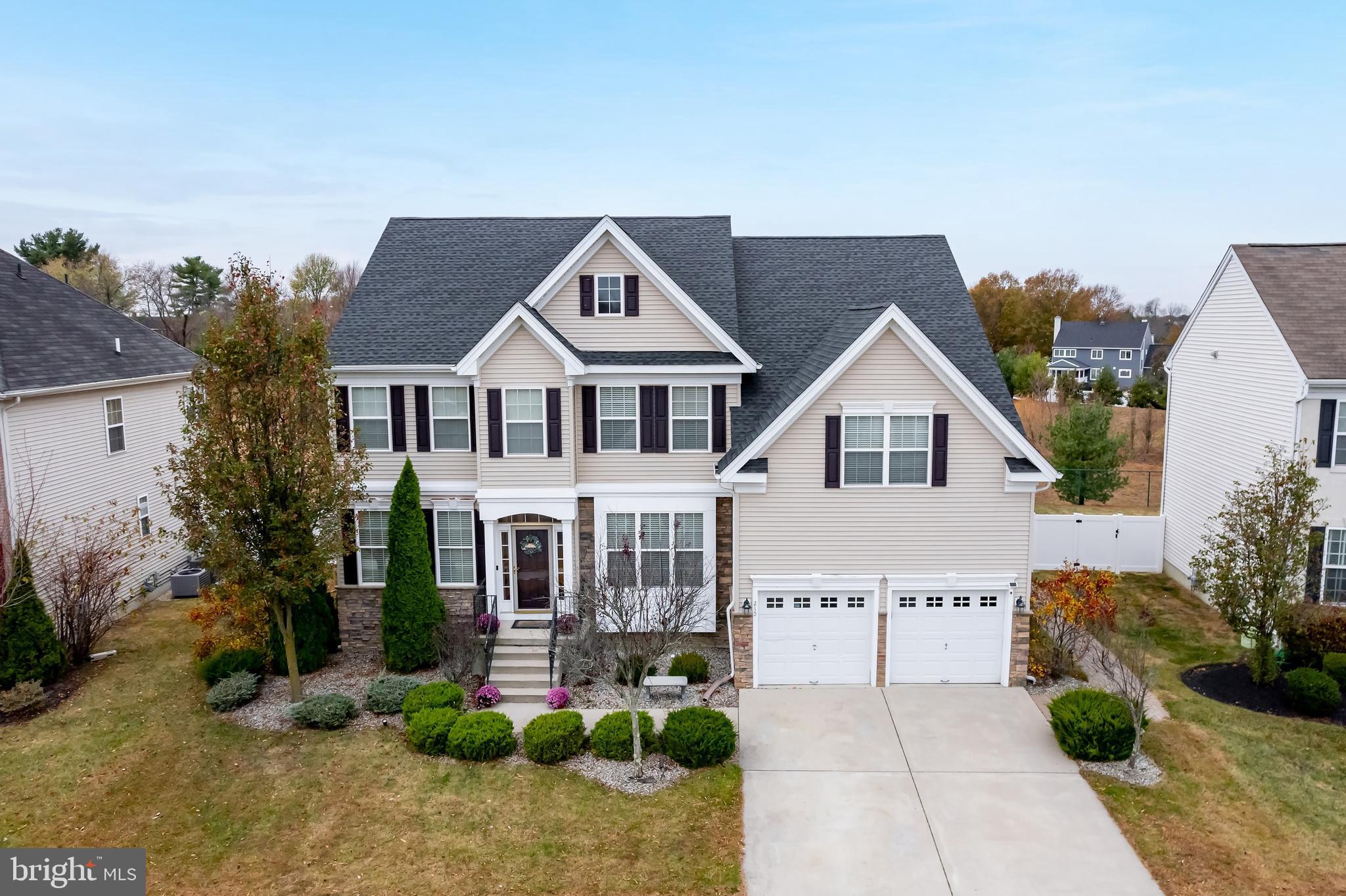 215 Windsor Rd