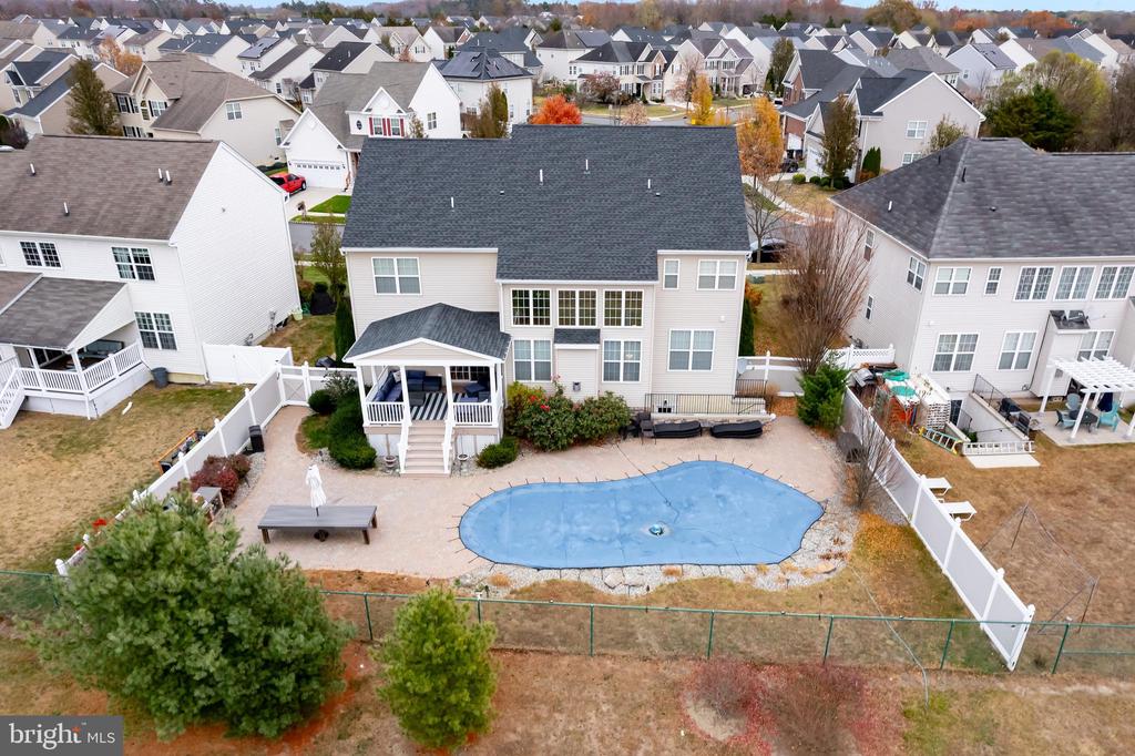 215 Windsor Rd