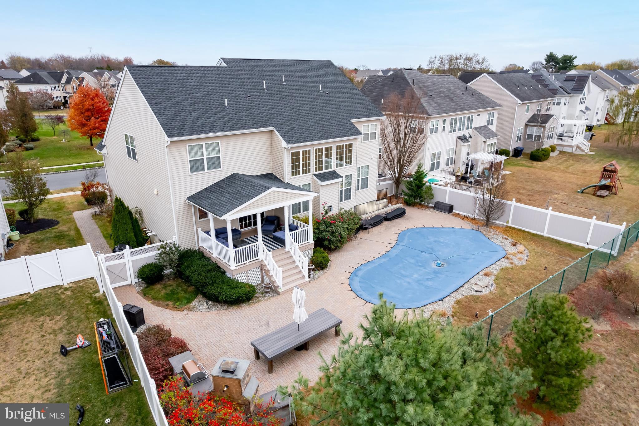 215 Windsor Rd