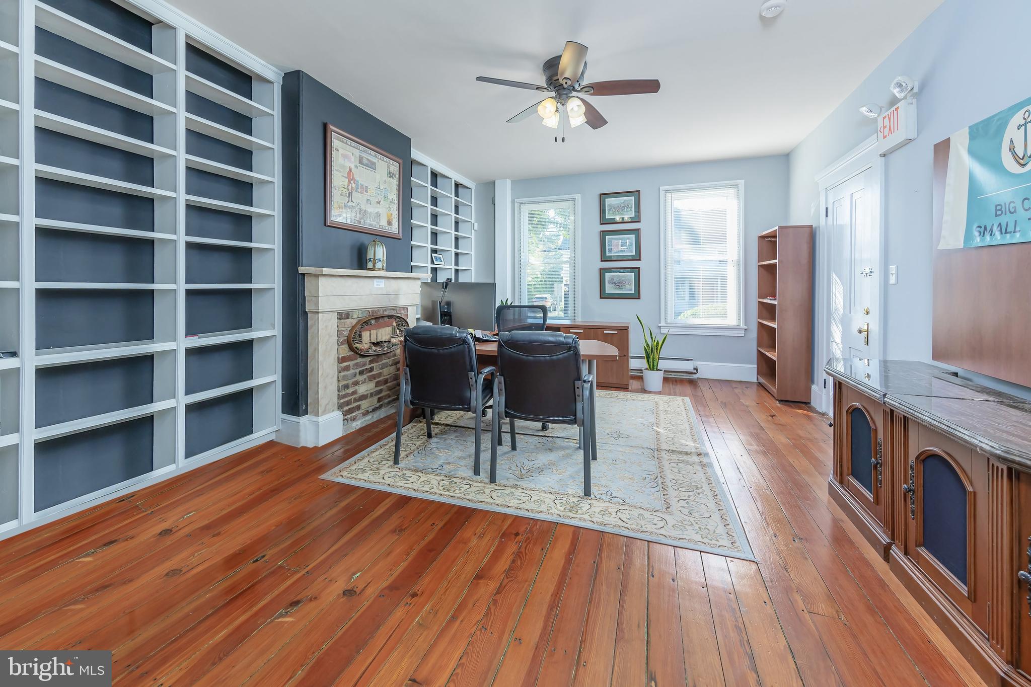 53 N Main St
