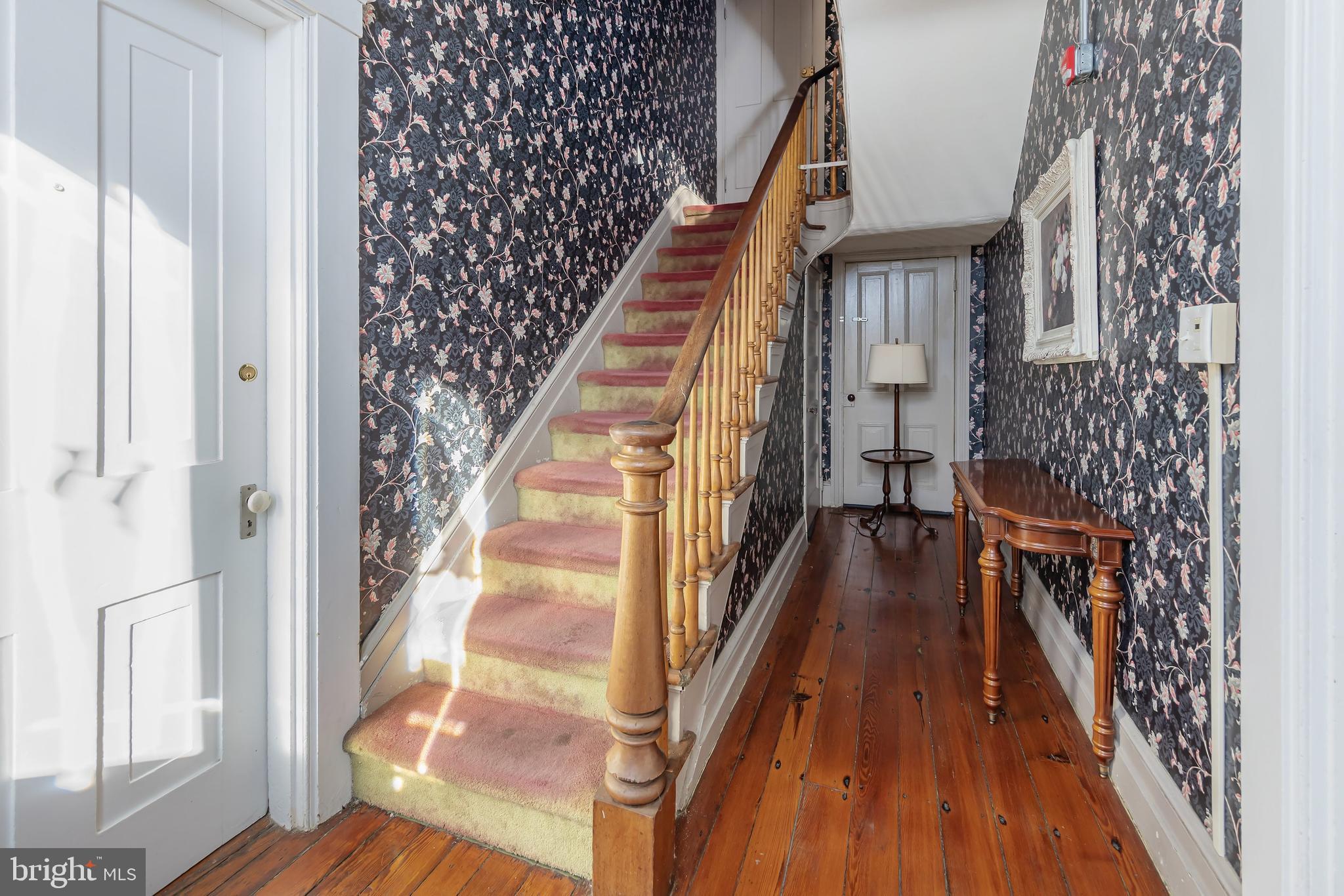 53 N Main St