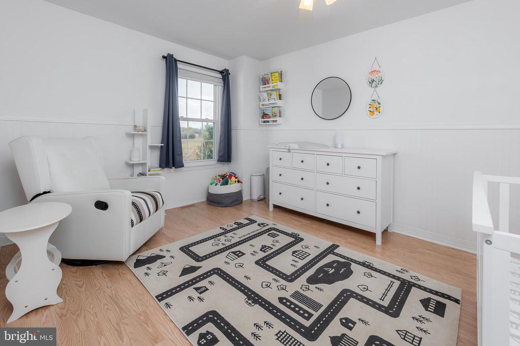 15 FOSTERTOWN LN