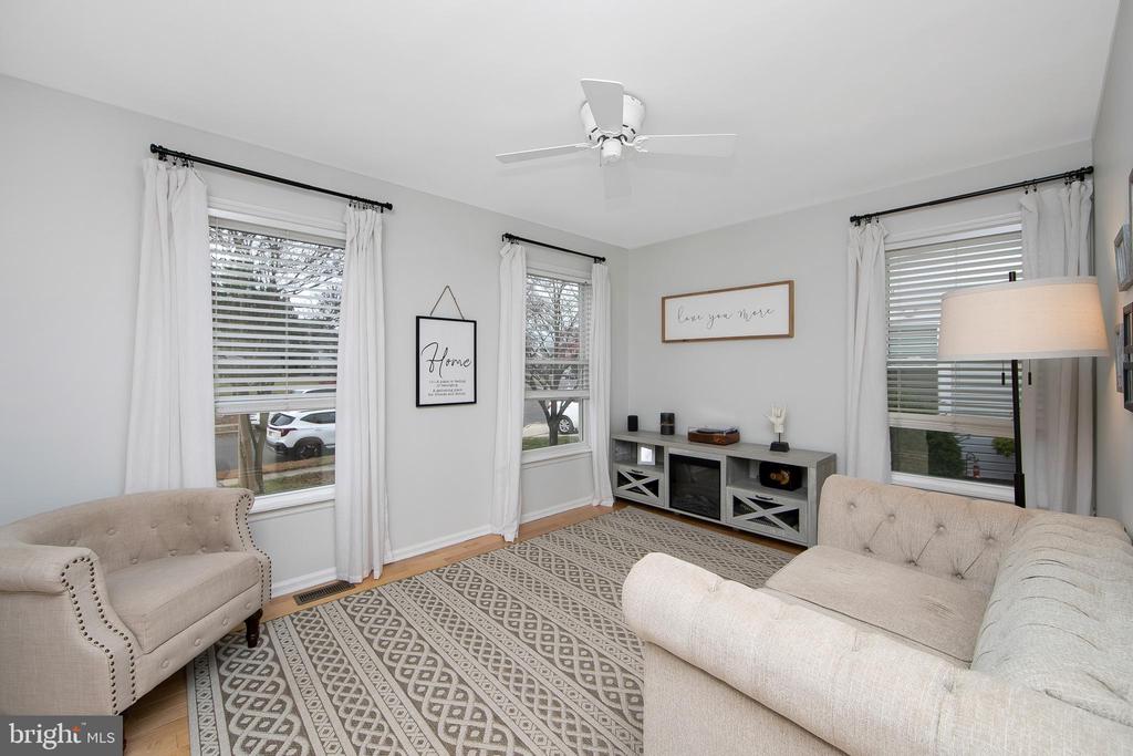 19 Park Dr