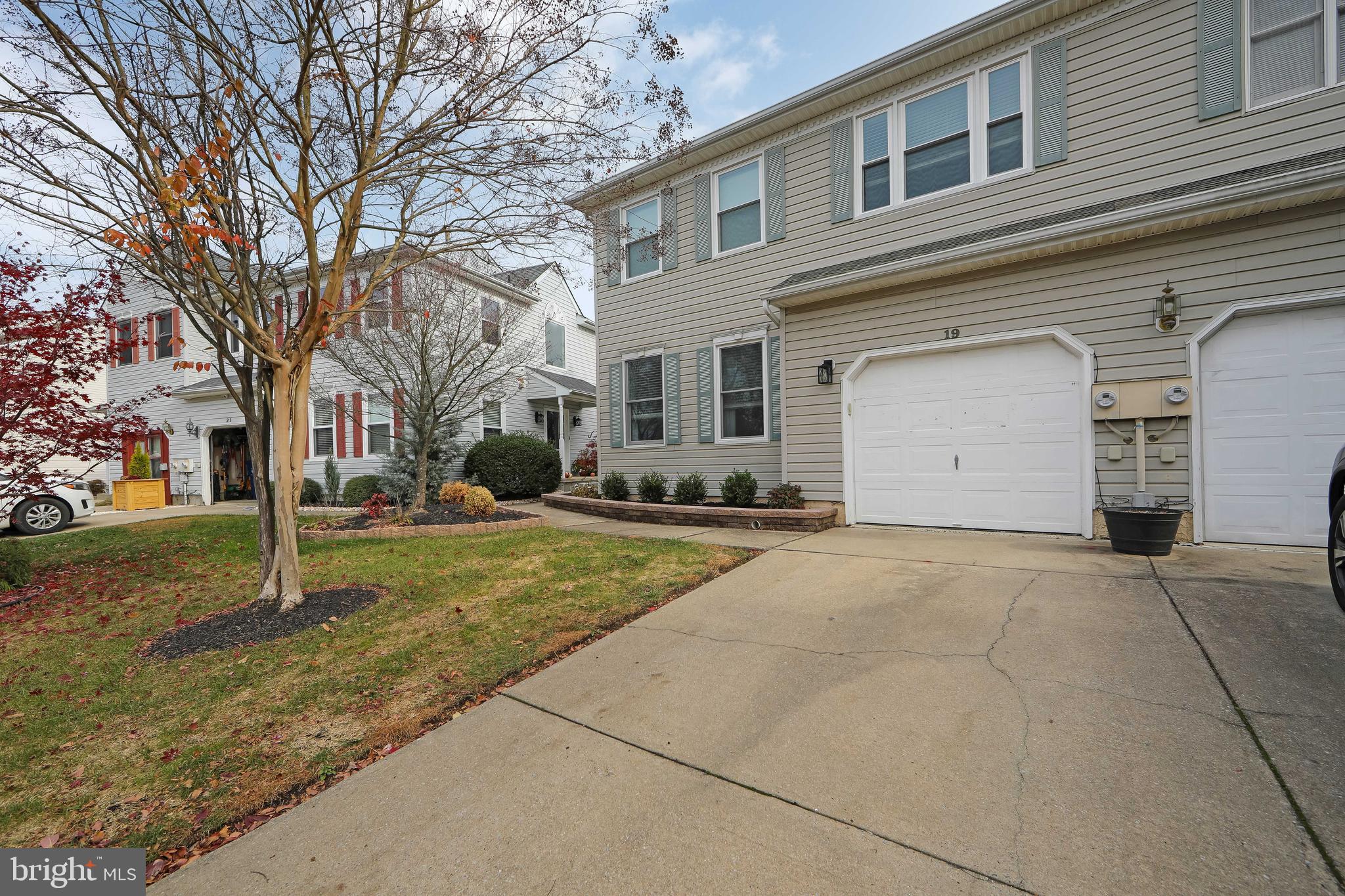 19 Park Dr