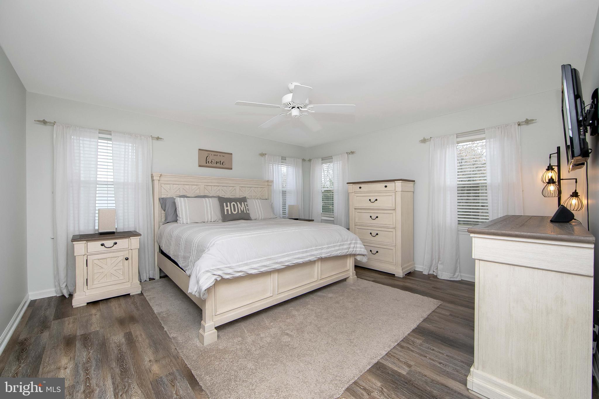 19 Park Dr