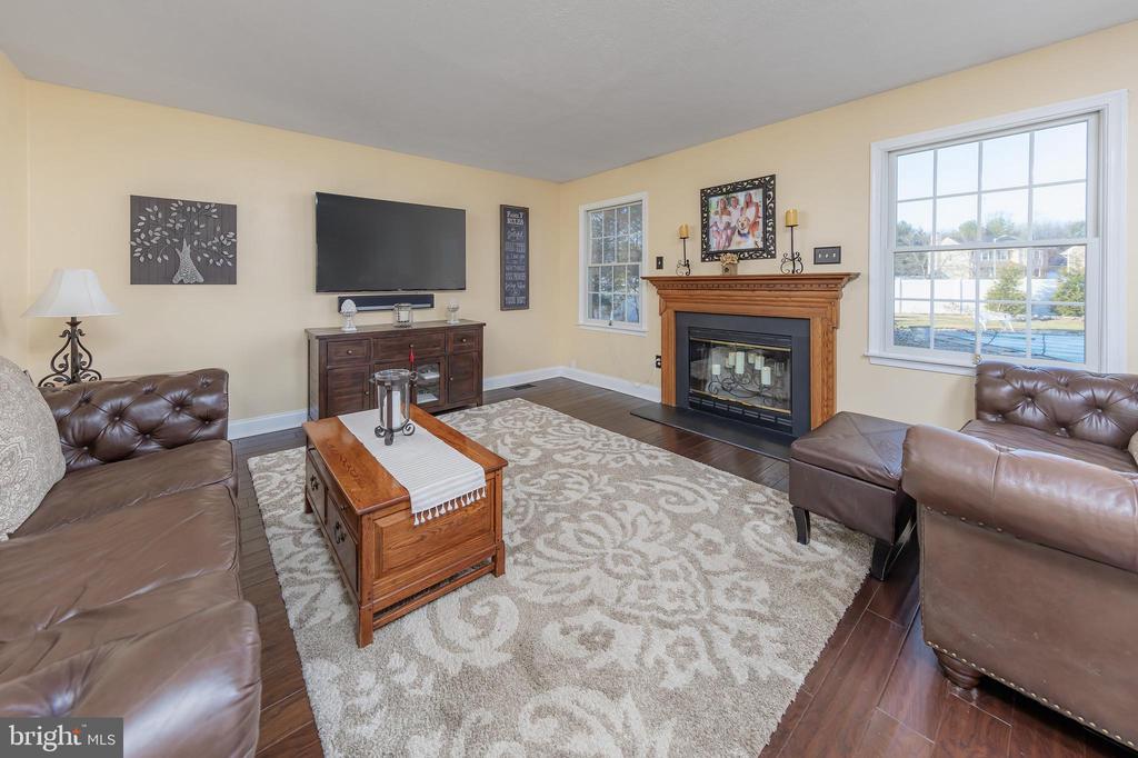 102 Mallard Ct