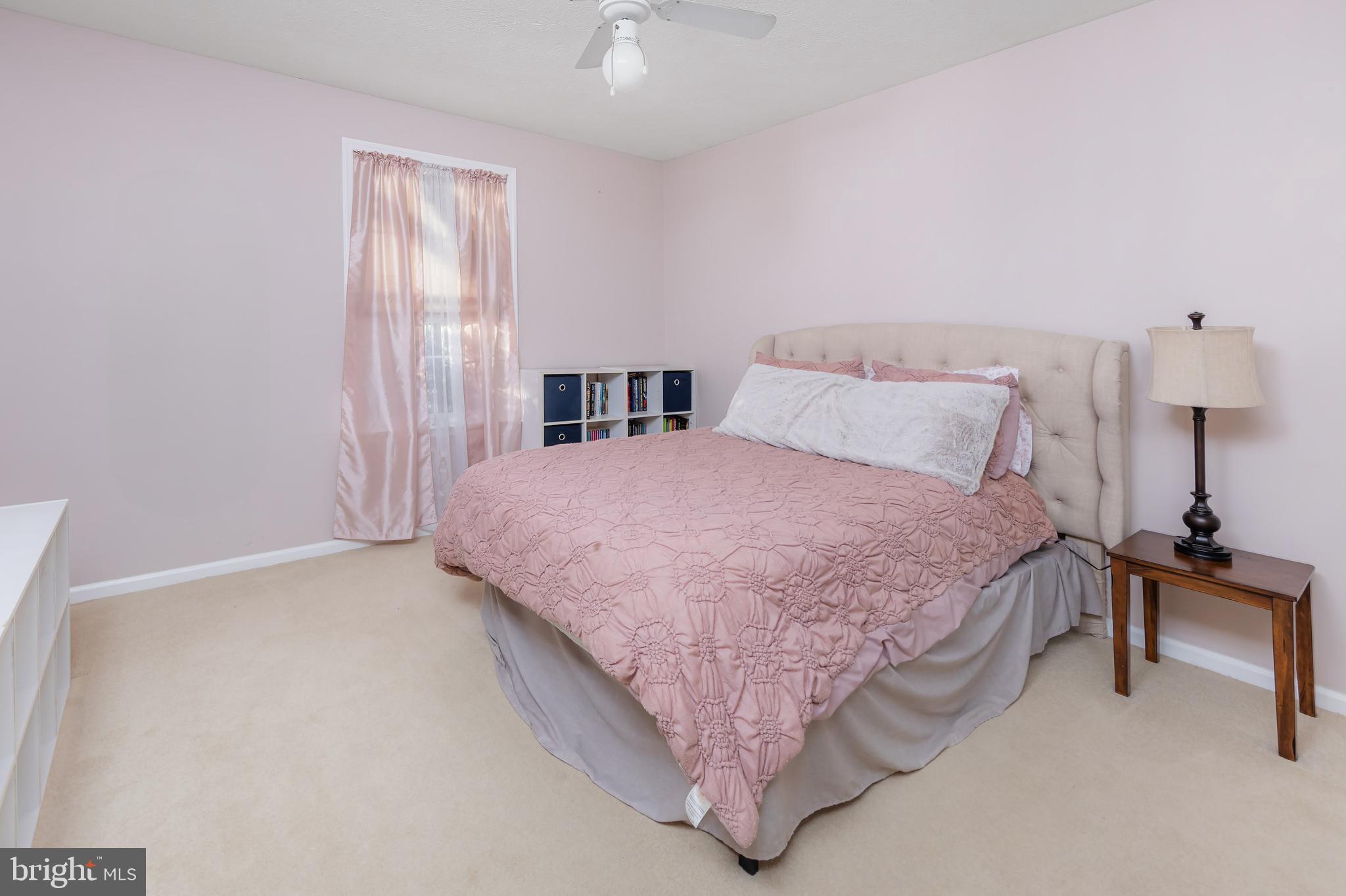 102 Mallard Ct