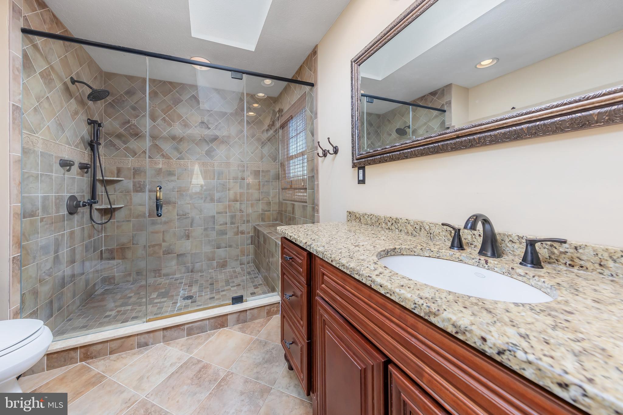 102 Mallard Ct