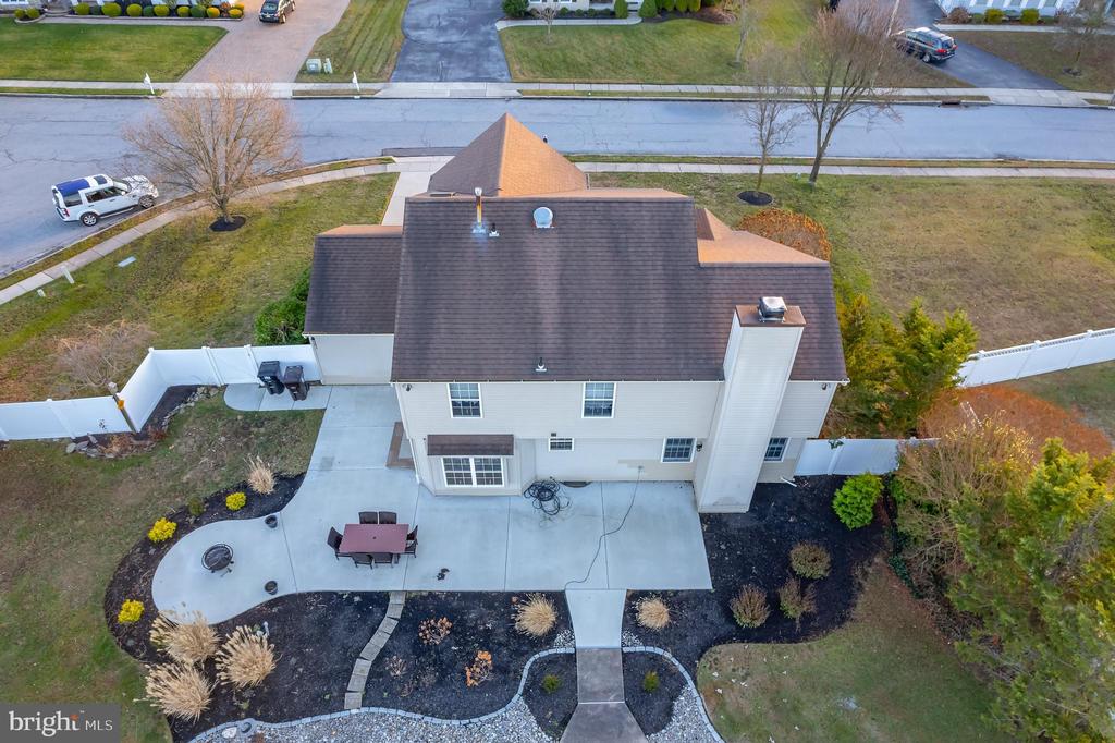 102 Mallard Ct
