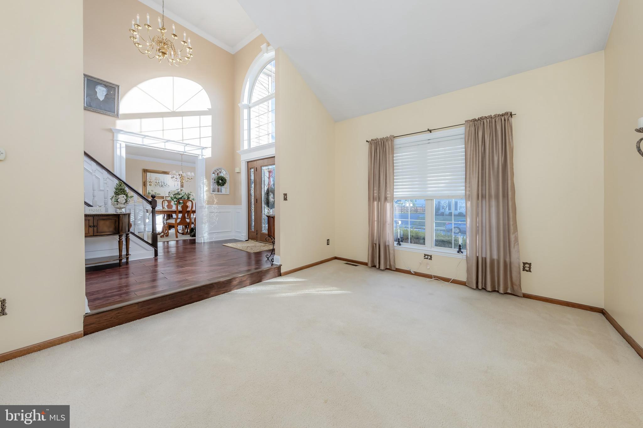 102 Mallard Ct