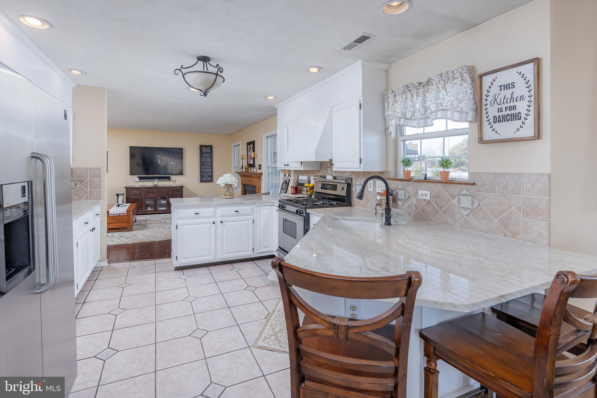 102 Mallard Ct