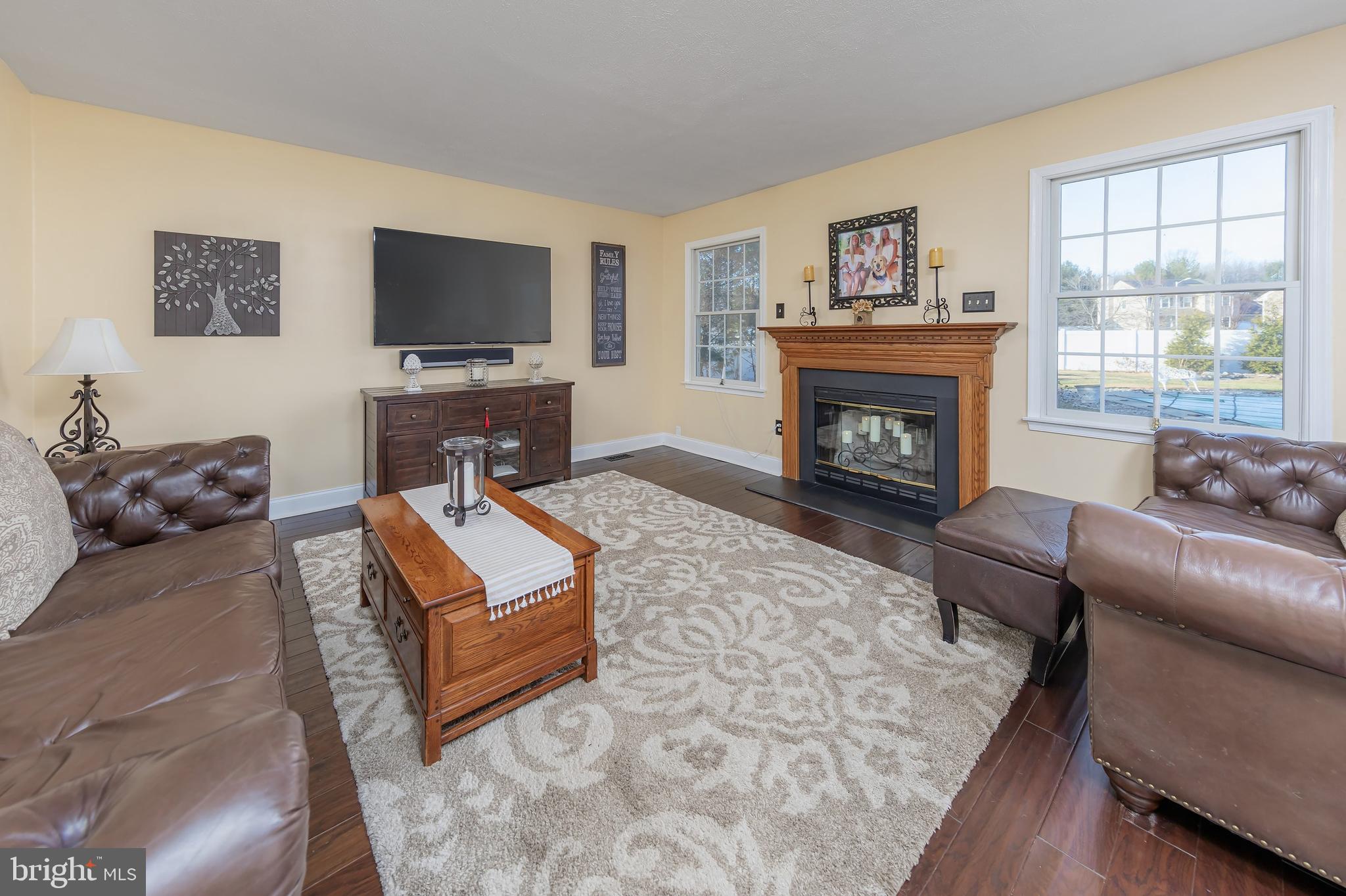 102 Mallard Ct