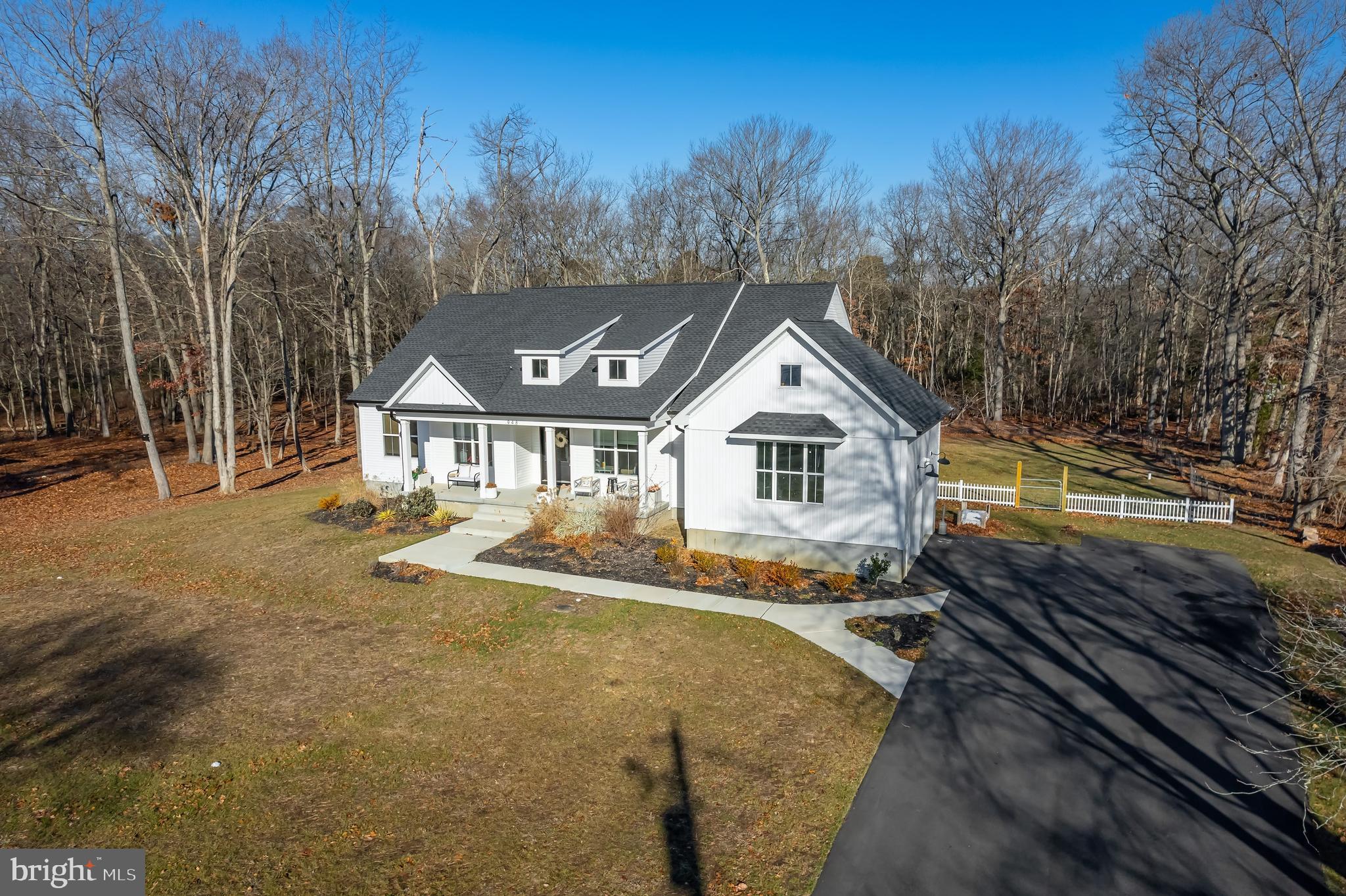 948 Lincoln Rd
