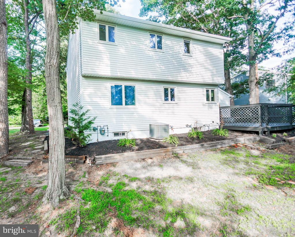 559 FLORENCE AVENUE