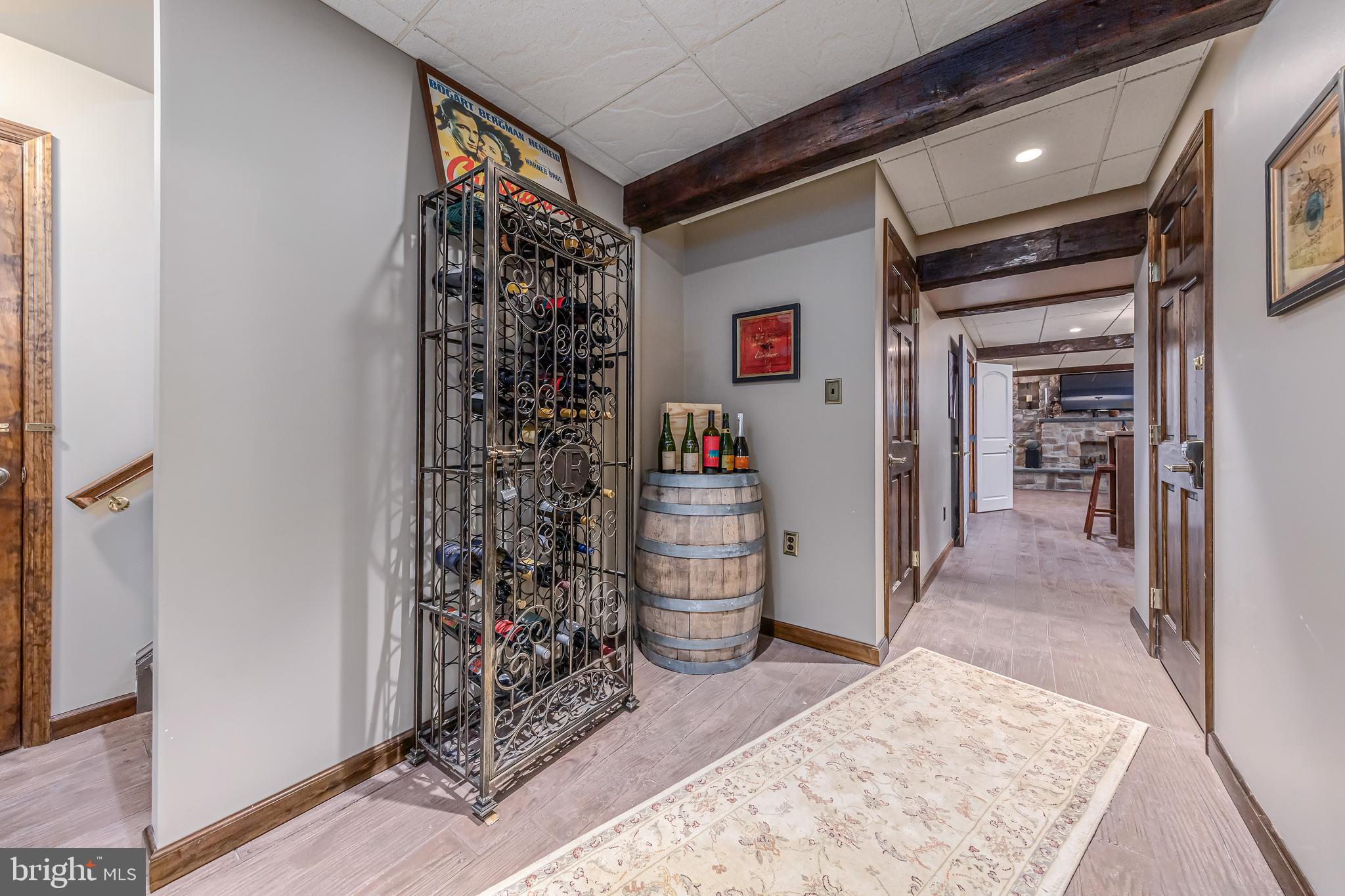 31 Fawn Hollow Ln