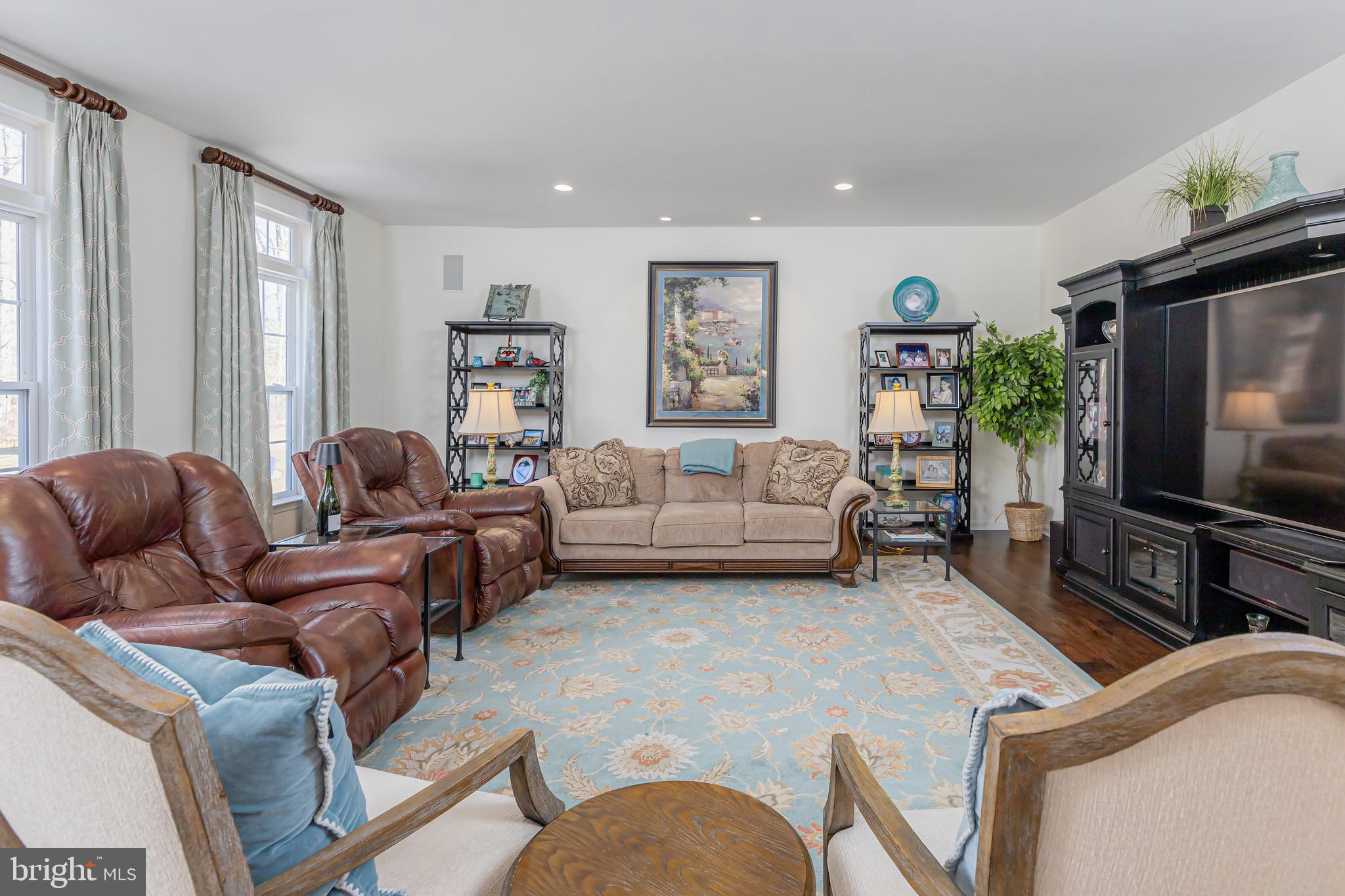 31 Fawn Hollow Ln