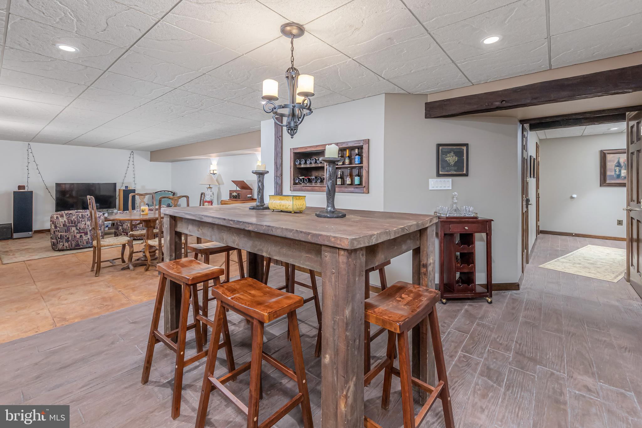 31 Fawn Hollow Ln