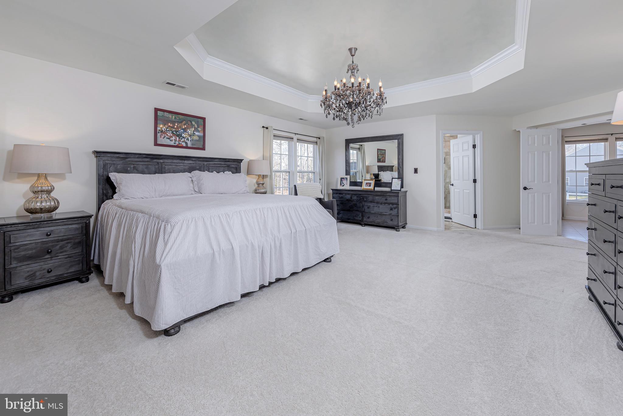 31 Fawn Hollow Ln