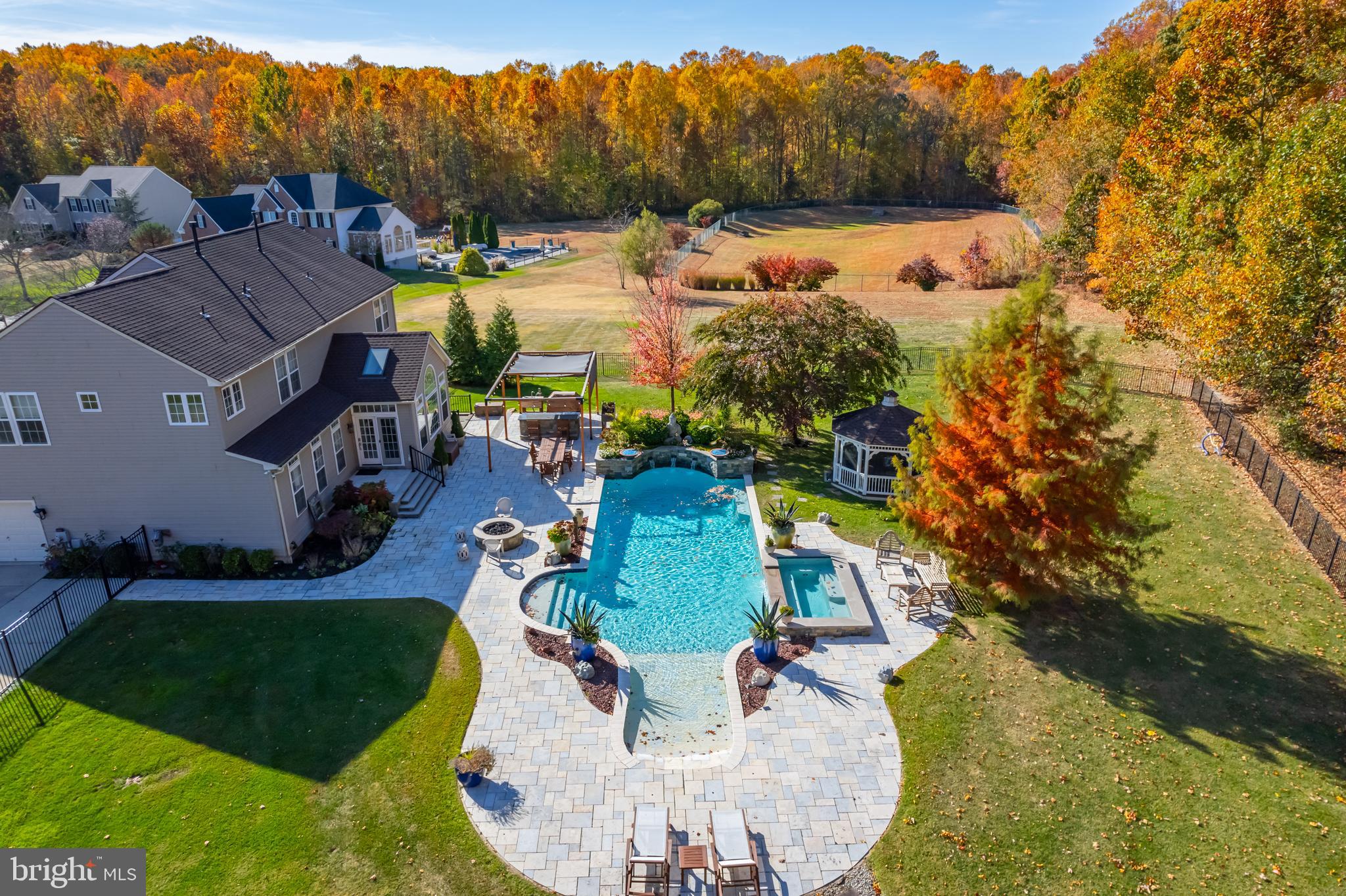 31 Fawn Hollow Ln