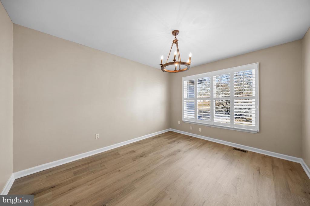 14 Stretch Dr