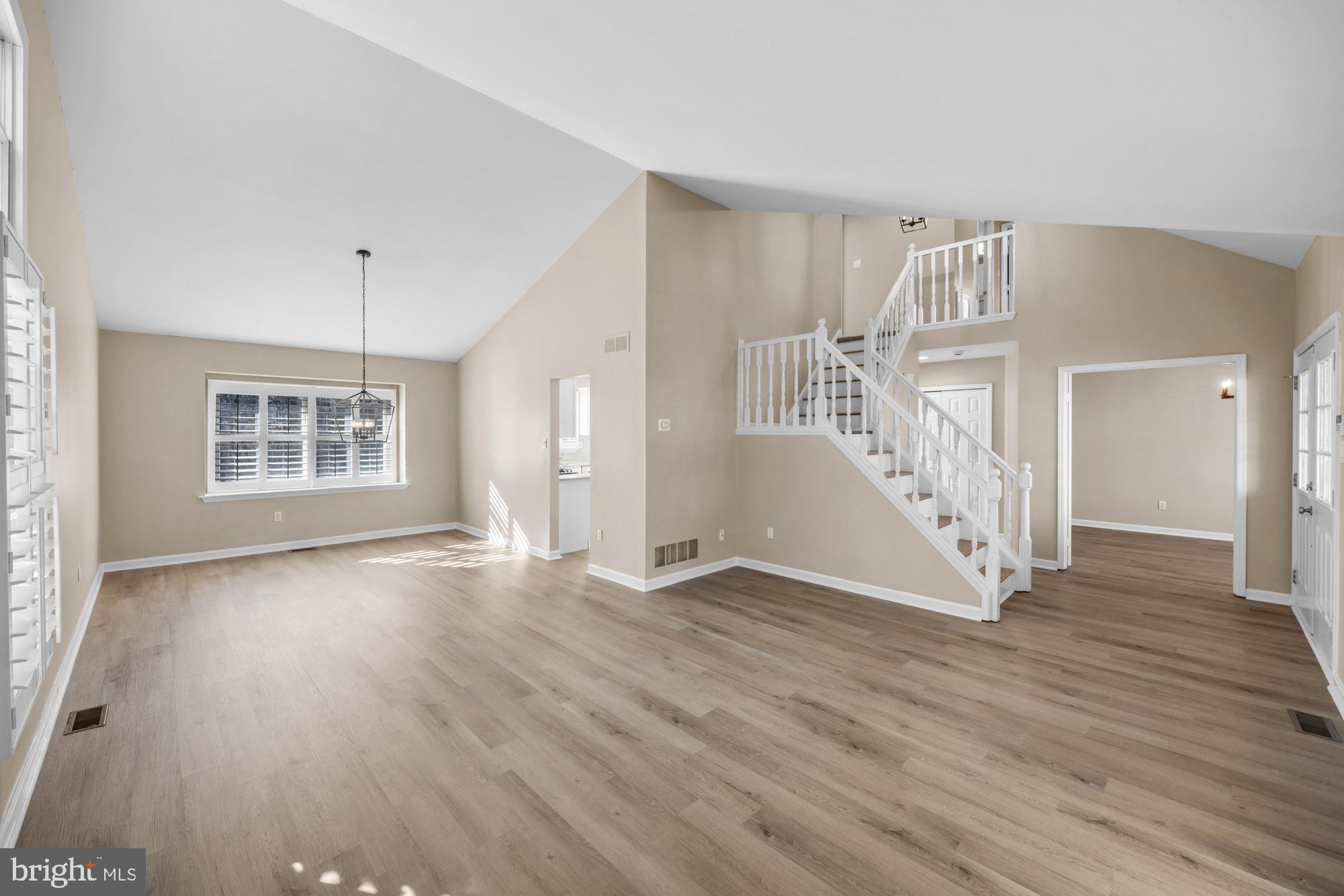 14 Stretch Dr