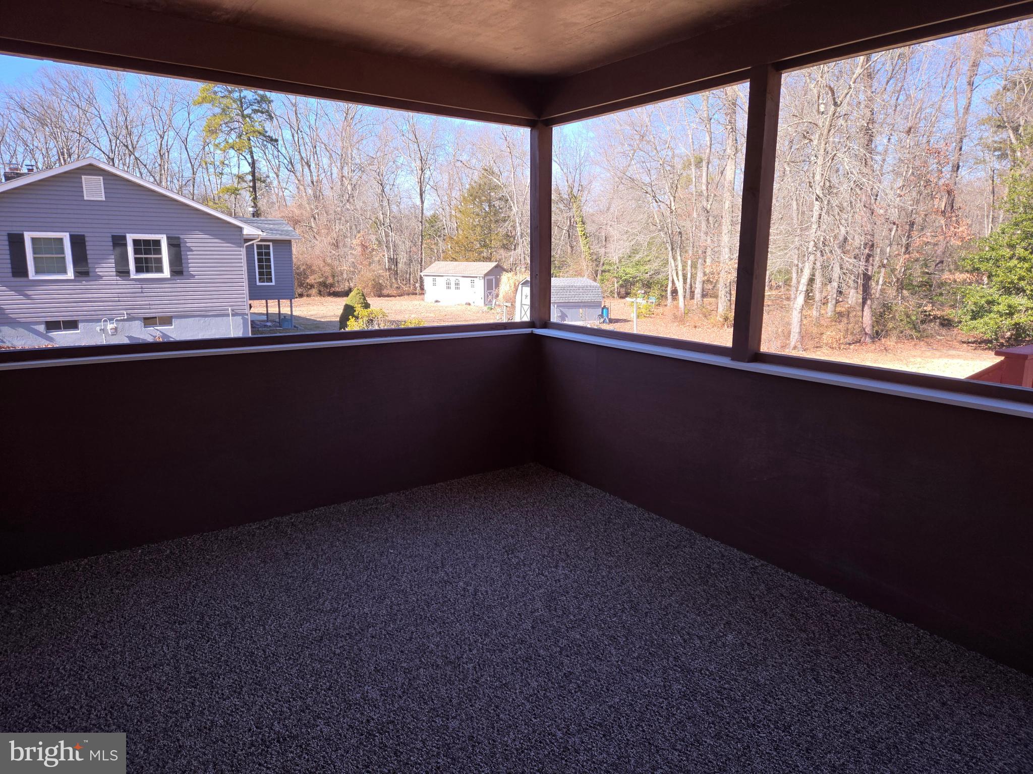 8 SANDY DRIVE