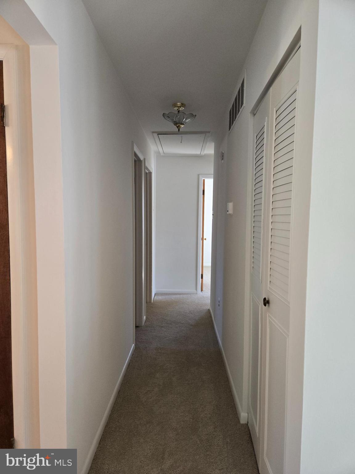 8 SANDY DRIVE