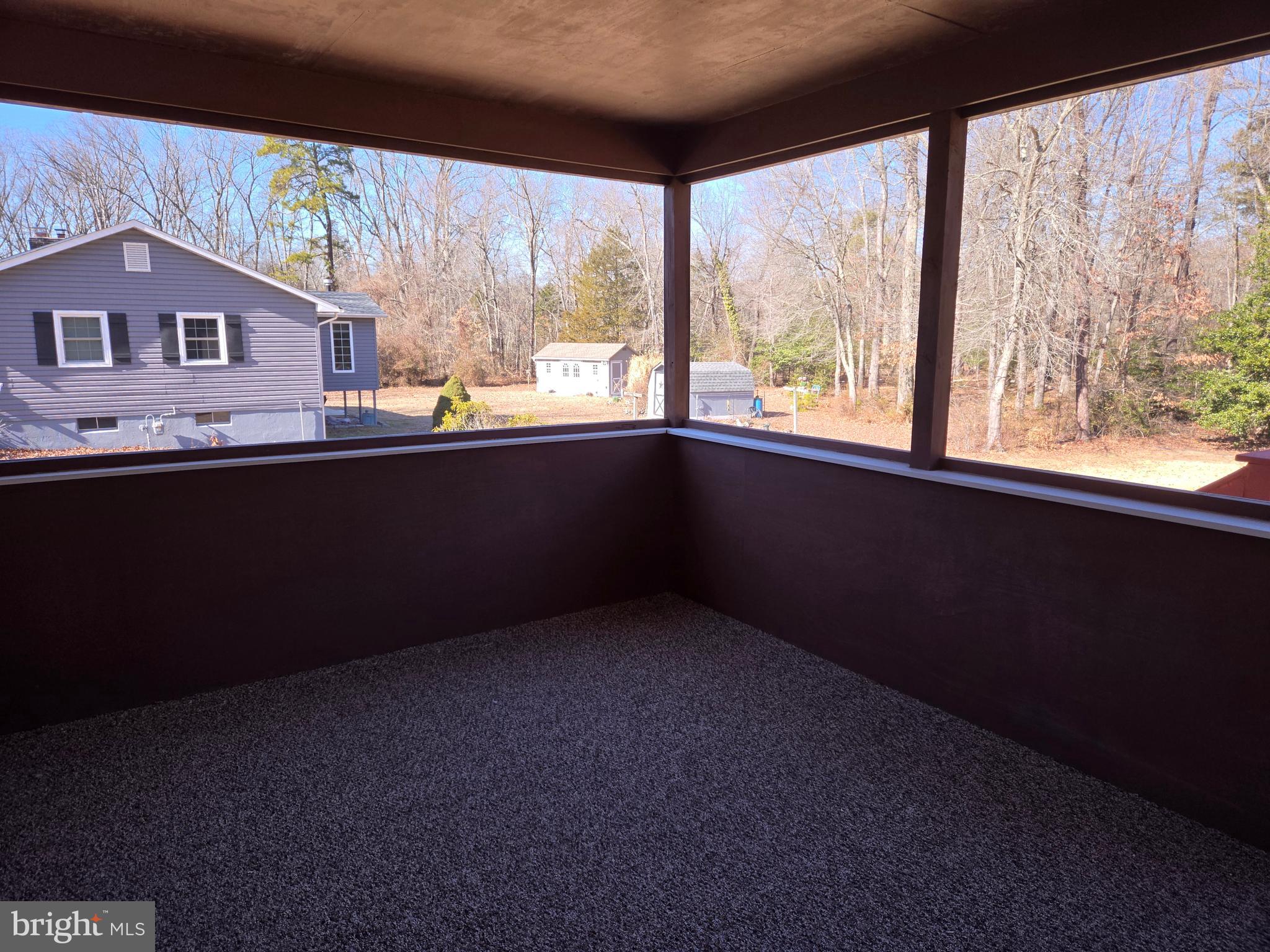 8 SANDY DRIVE