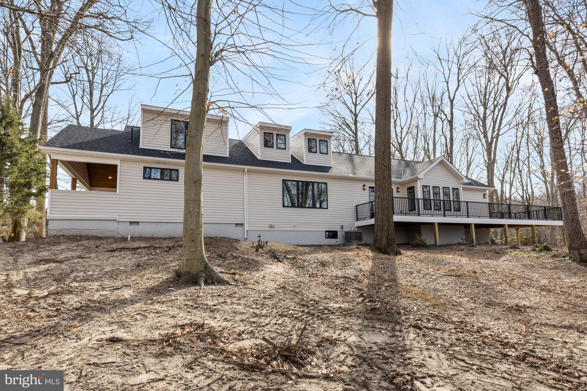 512 Breakneck Rd