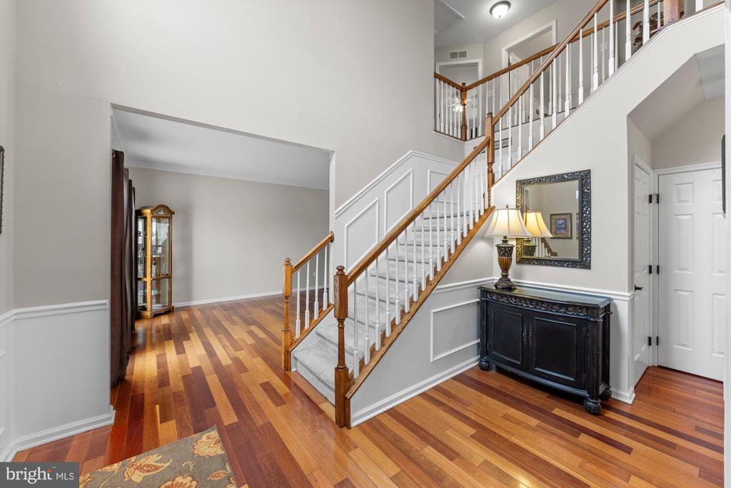 205 Shetland Ct