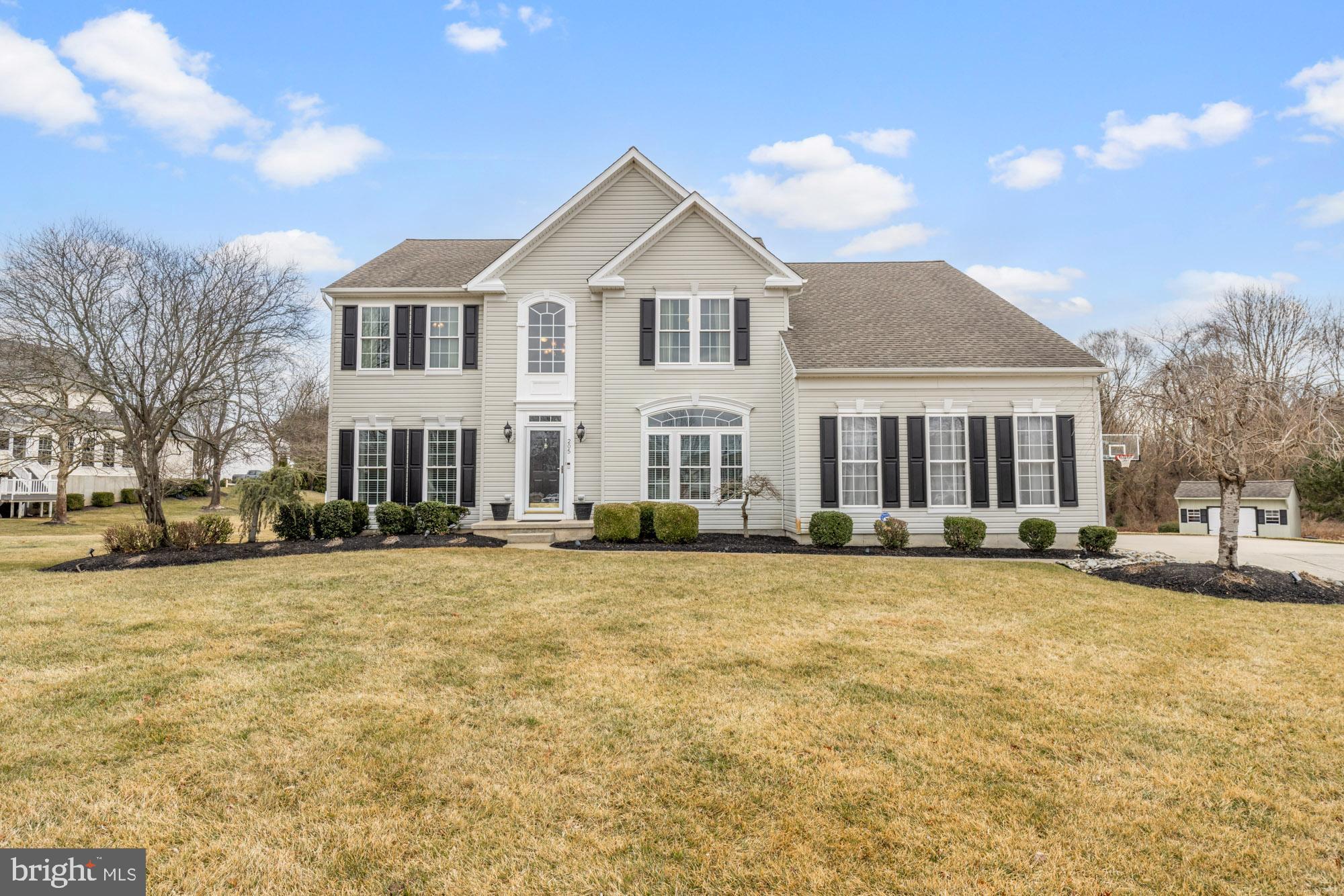 205 Shetland Ct