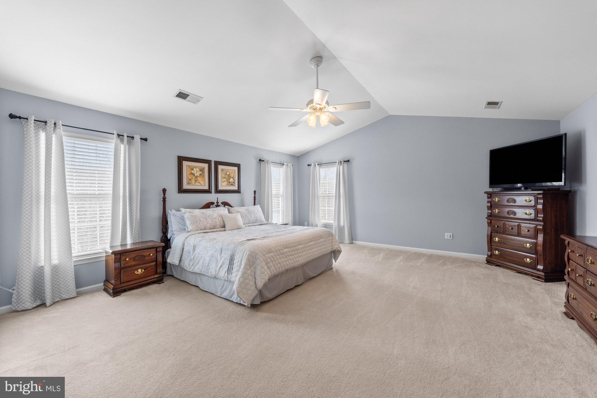 205 Shetland Ct