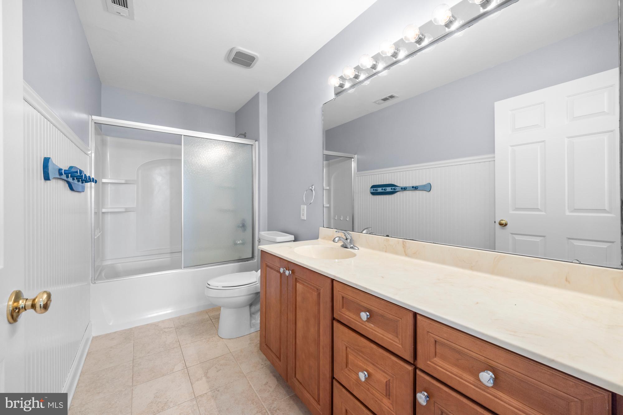 205 Shetland Ct