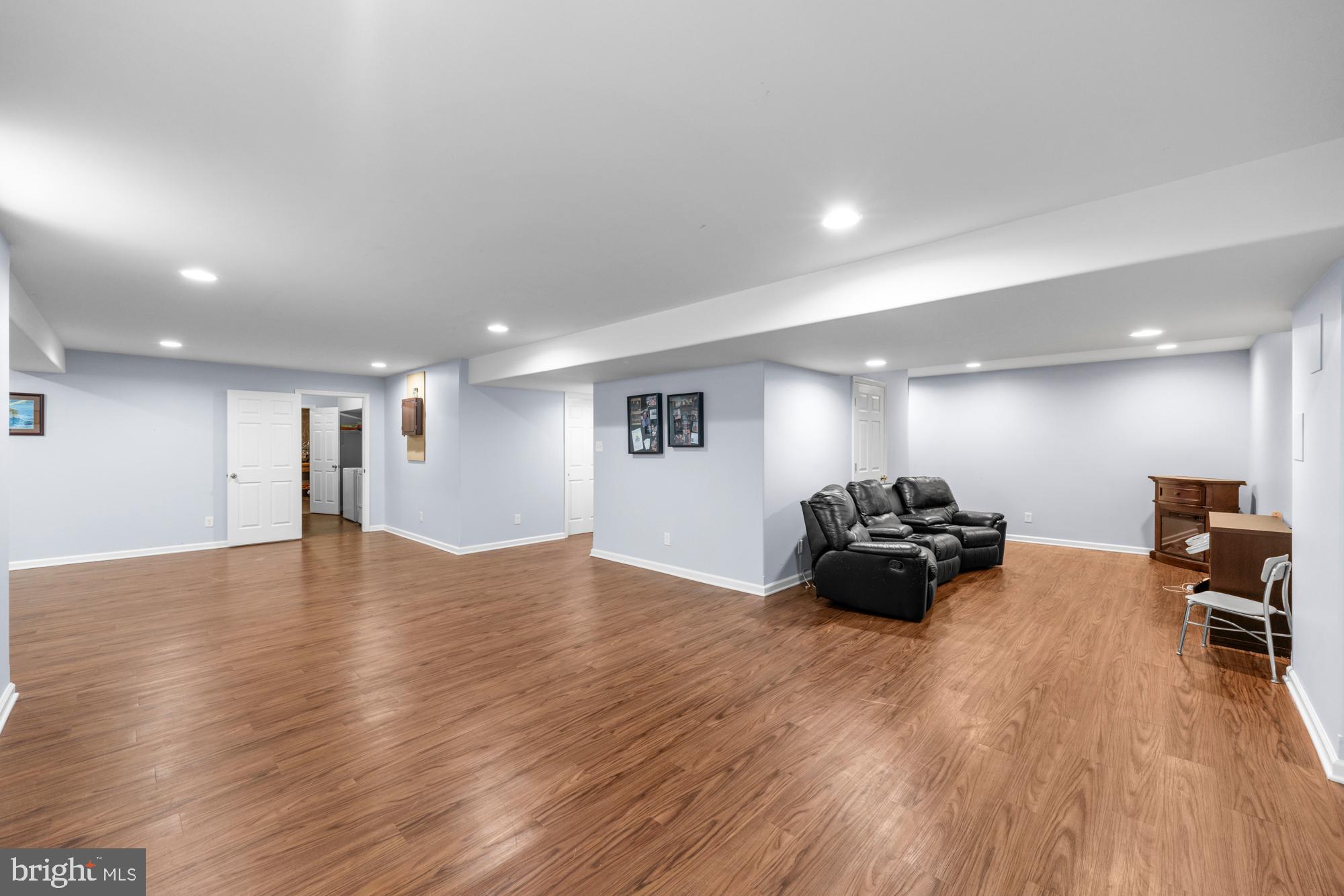 205 Shetland Ct