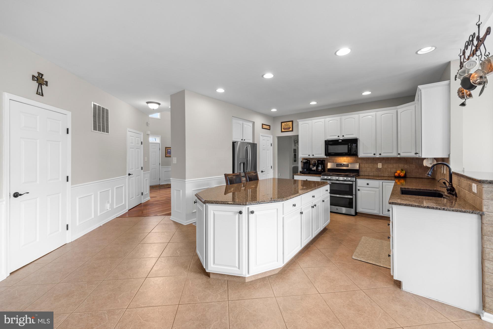 205 Shetland Ct