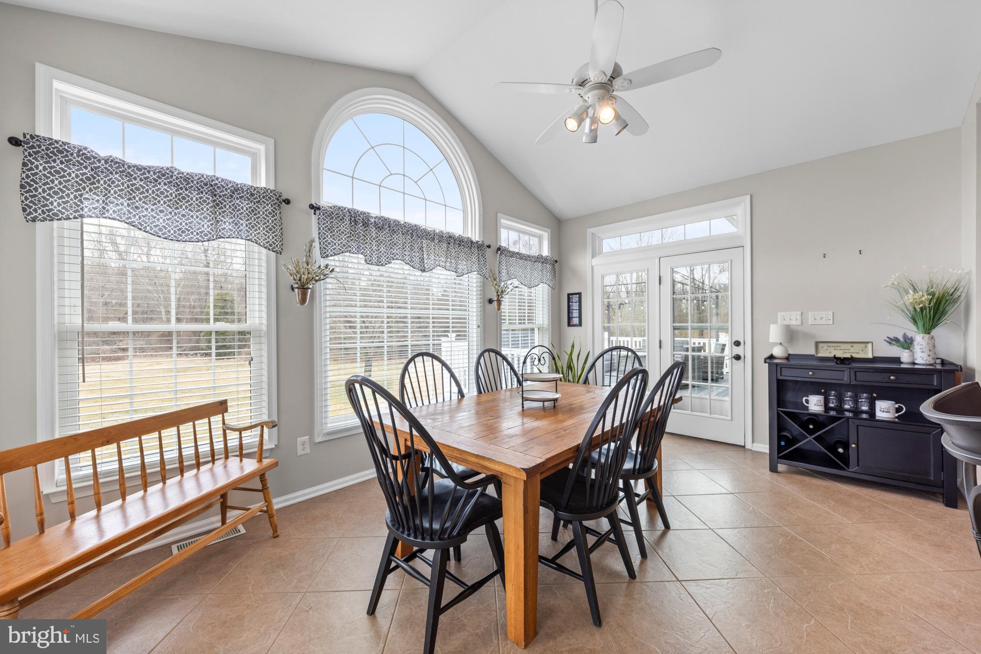 205 Shetland Ct