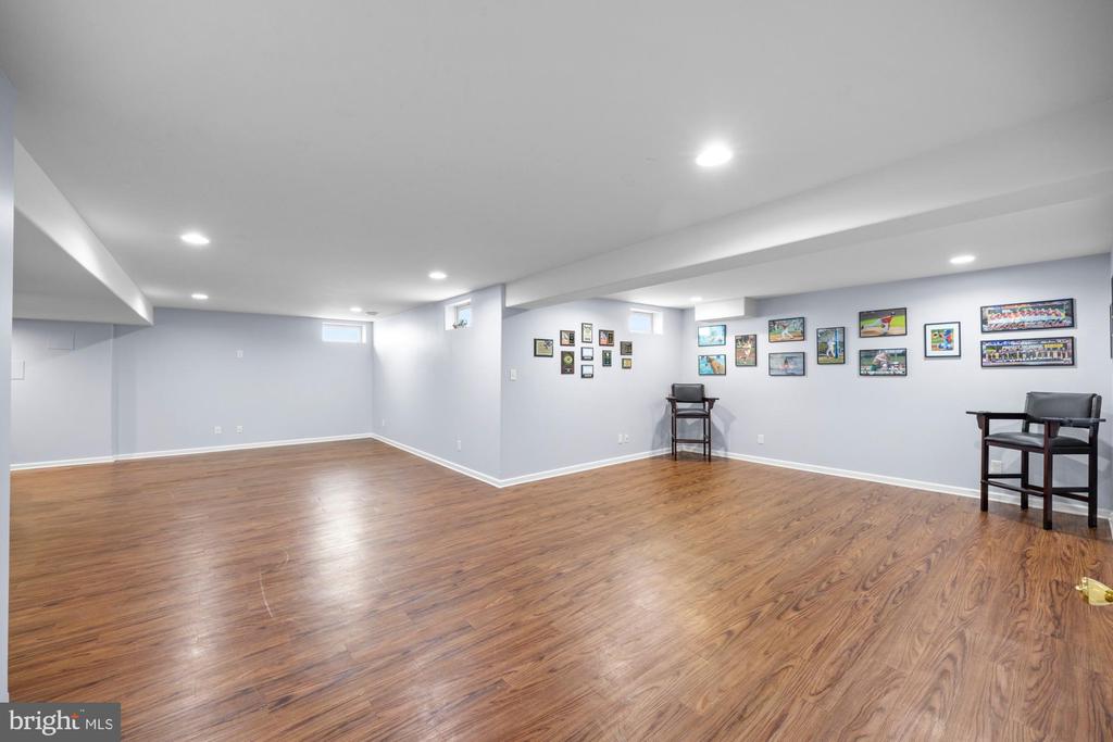 205 Shetland Ct